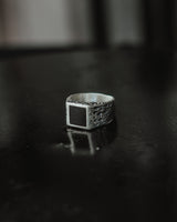 Anillo Rustic Squared with Onyx TORRELA con piedras naturales