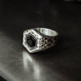 Anillo Hexágono & Ónix TORRELA con piedras naturales